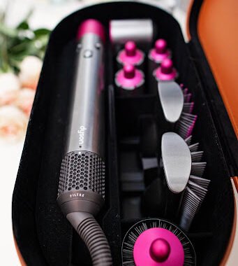 Essential Cosmetic Products for Everyday Makeup